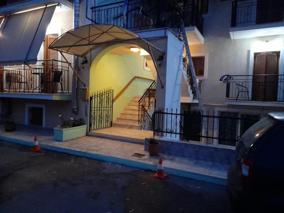 Violatos Studios Agia Efimia Exterior foto